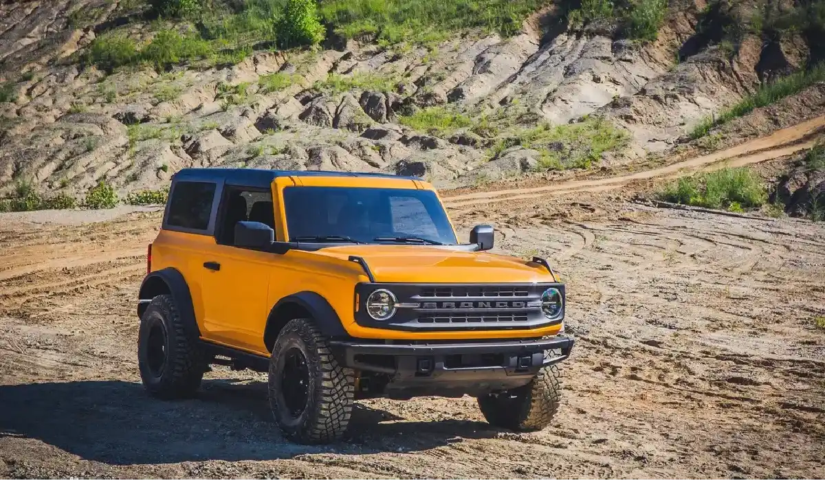 Ford - Bronco Badlands 2Dr - Best Car Rentals - Best Preowned Car - Exclusive Concierge Club.webp